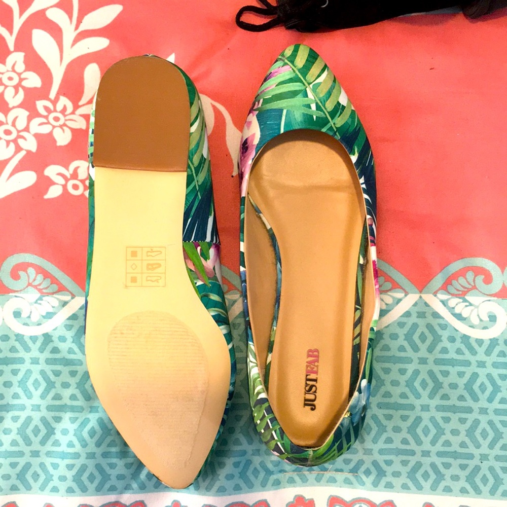Woman’s JustFab Shoes